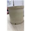 Image 4 : Medalta Stoneware Ltd. 4-Gallon Vintage Stoneware Crock, Medicine Hat