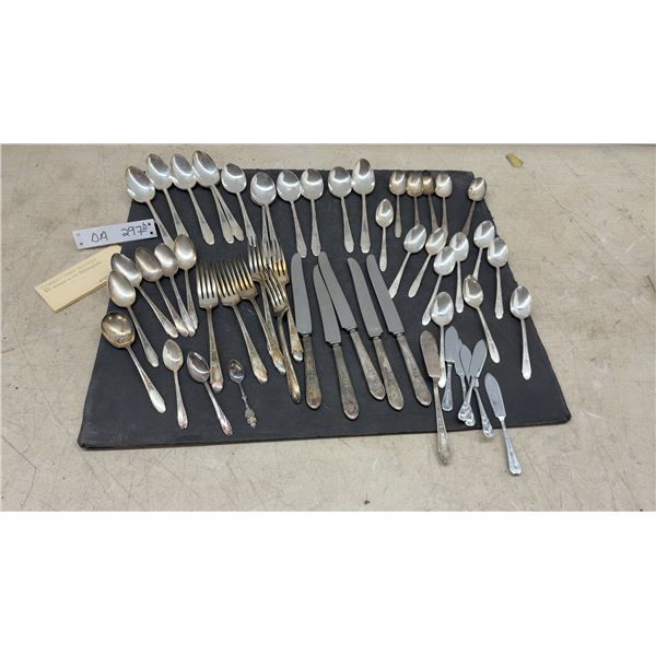 Silverplated Flatware, Rogers