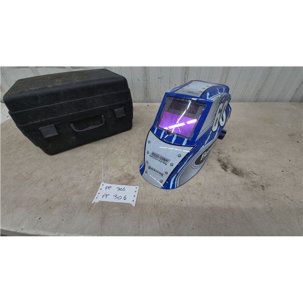 Roush Fenway Racing Fastenal Carl Edwards #60 Auto-Darkening Welding Helmet and Hard Case