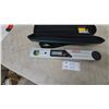Image 3 : Bosch DAF220 Digital Level, Case, and Manual