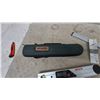 Image 5 : Bosch DAF220 Digital Level, Case, and Manual