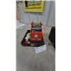 Image 2 : LETERON SYSTEM Econ-O-Sign II Lettering Machine, Case, and Accessories