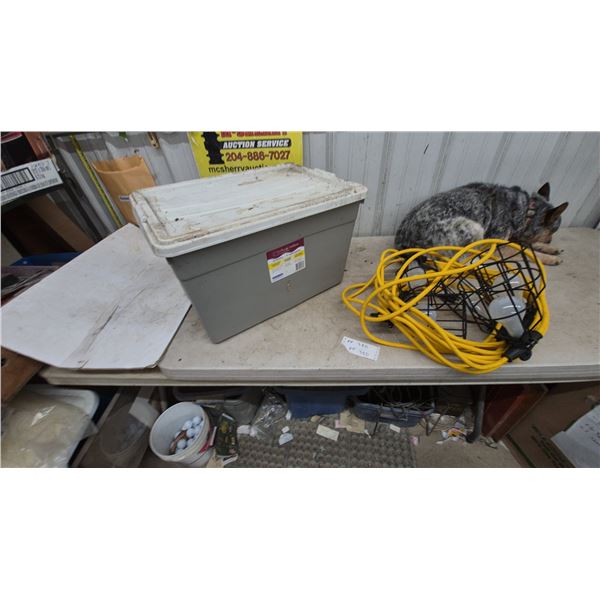 Storage Solutions 21.1 Gallon Storage Tote and jobsite construction Lights with Caged Bulbs
