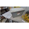 Image 4 : Storage Solutions 21.1 Gallon Storage Tote and jobsite construction Lights with Caged Bulbs