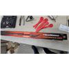 Image 6 : GearWrench Extendable Indexible Pry Bar 18”-29”, Power Steering Pump Pulley Puller Set