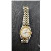 Image 3 : Seiko Quartz Ladies' Watch, Two-Tone Bracelet, Day/Date Display