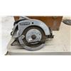 Image 9 : Craftsman Skill Saw, and Simoniz 10” Random Orbit Polisher/Waxer 120V, in Case, Extra Pad