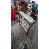 Image 4 : Werner 3-Step Aluminum Work Platform