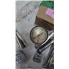Image 2 : Snap-On Pressure Gauge, 6-Piece SAE Wrench Set, Stanley 10' Tape Measure