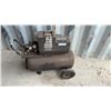 Image 1 : PERMLUBE 1.2 HP 2.2 GAL Air Compressor