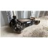 Image 4 : Omega 2-Ton Hydraulic Service Jack