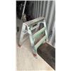 Image 2 : Featherlite Step Ladder and Diamond Plate Tool Box