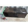 Image 5 : Featherlite Step Ladder and Diamond Plate Tool Box