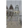 Image 3 : 2 Pairs of Vintage Snowshoes with Bindings and Straps