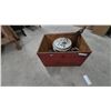 Image 1 : Cyclone one and a 1/2 Ton Chain Hoist in Wood Box