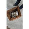 Image 4 : Cyclone one and a 1/2 Ton Chain Hoist in Wood Box