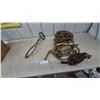 Image 1 : Vintage Rope and Pulley System with Two Wood and Metal Pulleys, and Metal Tongs