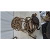 Image 3 : Vintage Rope and Pulley System with Two Wood and Metal Pulleys, and Metal Tongs