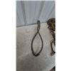 Image 4 : Vintage Rope and Pulley System with Two Wood and Metal Pulleys, and Metal Tongs