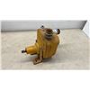 Image 9 : Monarch BSGG-8 Water Pump with 3 HP Briggs and Stratton Motor and Extra Pump