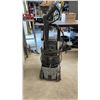 Image 3 : Simoniz Platinum Series 2000 PSI Electric Pressure Washer with Hose and Spray Gun
