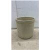 Image 2 : Medalta Stoneware Ltd. 4-Gallon Stoneware Crock With Lid, Medicine Hat Alberta