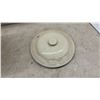 Image 7 : Medalta Stoneware Ltd. 4-Gallon Stoneware Crock With Lid, Medicine Hat Alberta
