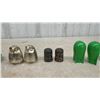 Image 4 : Salt and Pepper Shakers