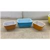 Image 5 : Vintage Pyrex Primary Colors Nesting Mixing Bowl Set, Dots Bowl, Refrigerator Dishes