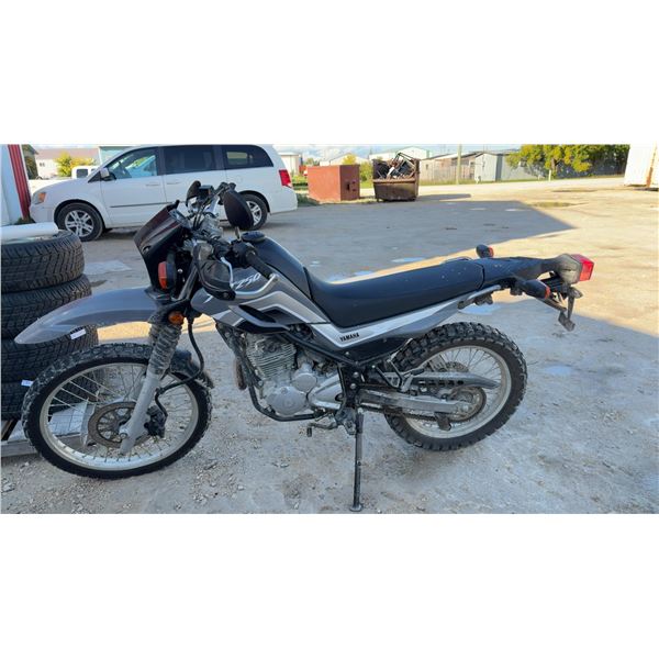 2021 Yamaha XT250 Dual Sport Motorcycle, Under 4,000 km, One Owner