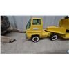 Image 2 : Vintage 1970s Tonka Pressed Steel Lowboy Truck with Mighty Scrambler Excavator