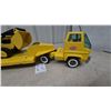 Image 8 : Vintage 1970s Tonka Pressed Steel Lowboy Truck with Mighty Scrambler Excavator