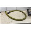 Image 6 : DeWalt DXV10SA 10 Gallon Wet/Dry Vacuum With Hose