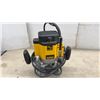 Image 5 : DeWalt DW625 3 HP Electronic Variable Speed Plunge Router