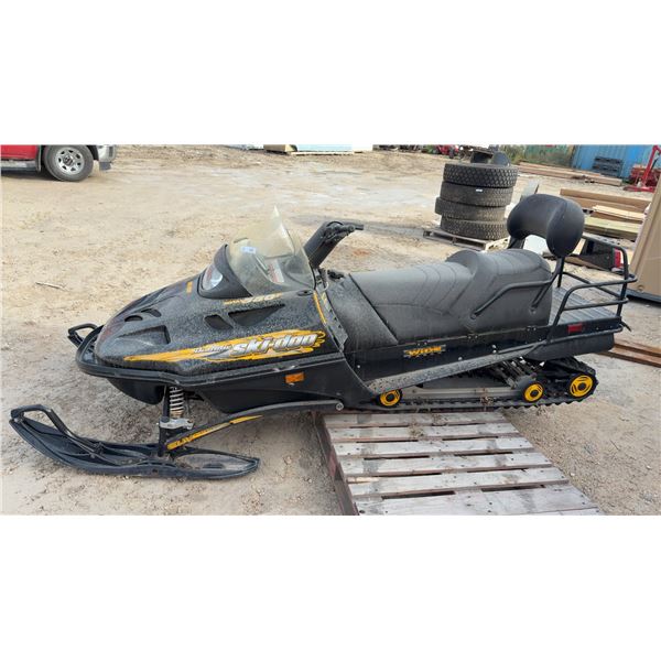 Ski-Doo Skandic Wide Track Utility Snowmobile with Rotax 500F Engine