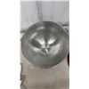 Image 8 : KitchenAid Stand Mixer with Instructions and Attachment Hub
