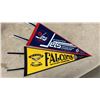 Image 3 : Winnipeg Falcons, Jets, RCAF Flyers, and Victorias Pennants; Ultra-Pro Baseball-Puck Display