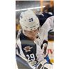 Image 6 : Winnipeg Jets Poster and Framed Patrik Laine Signed Photo with COA