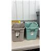 Image 4 : 7 Rubber Tubs
