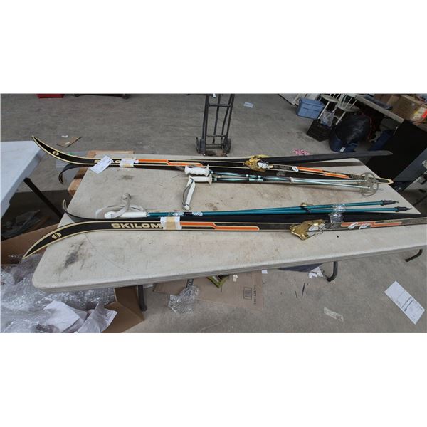 Skilom XCL 180 Cross-Country Skis, Poles, and Bindings, 2 Sets