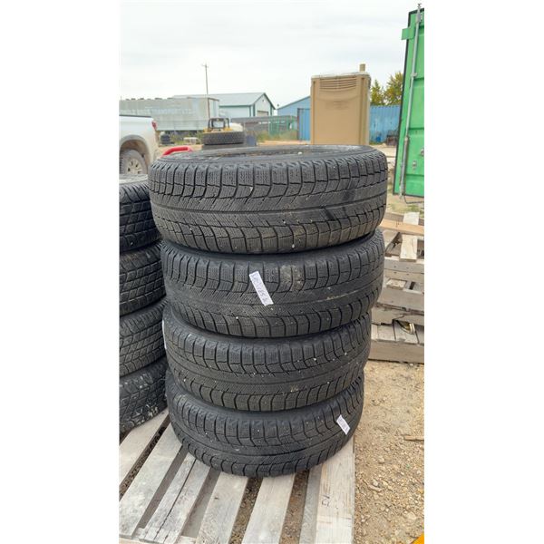 Set of 4 Michelin X-Ice 225/60R16 98T Winter Tires on 5-Lug Steel Rims