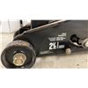 Image 2 : Motomaster 2-1/2 Ton Capacity Hydraulic Floor Jack and Handle