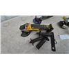 Image 5 : Lot of 3 Angle Grinders: DeWalt Cordless and 2 Makita