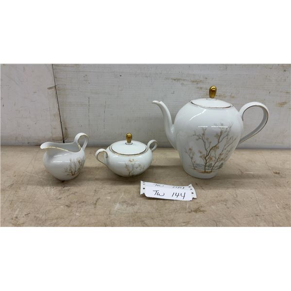 Zeiselmann Weiden Bavaria "Lione" Porcelain Tea Set with Teapot, Sugar Bowl, and Creamer
