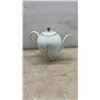 Image 5 : Zeiselmann Weiden Bavaria "Lione" Porcelain Tea Set with Teapot, Sugar Bowl, and Creamer