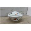 Image 4 : Aynsley Famille Rose Bone China Serving Set with Lidded Tureen and Bowls