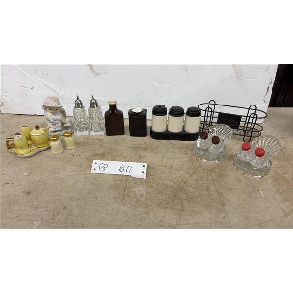 8 Salt and Pepper Shakers