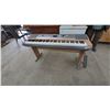 Image 1 : Yamaha Grand Touch DGX-620 Digital keyboard and Stand