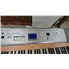 Image 4 : Yamaha Grand Touch DGX-620 Digital keyboard and Stand