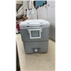 Image 4 : Coleman Xtreme Hard Cooler with Four Cup Holders